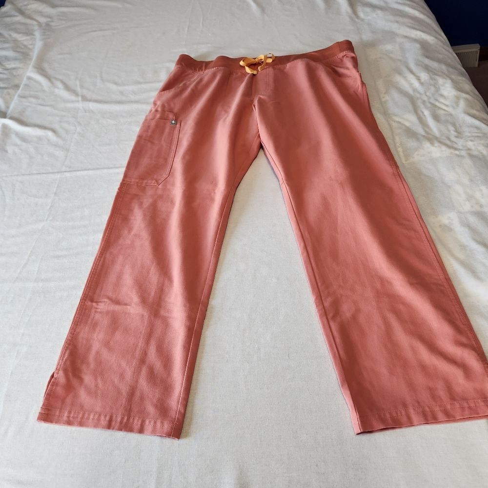 FIGS Technical Collection Kade Cargo Scrub Pants Women's Size XL/P Orange
